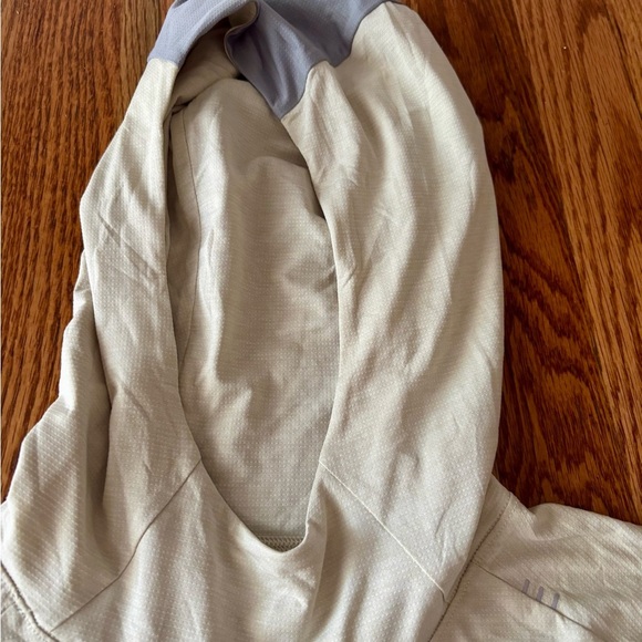 Lululemon Athletica Cream and Gray Pullover Small - Picture 7 of 11